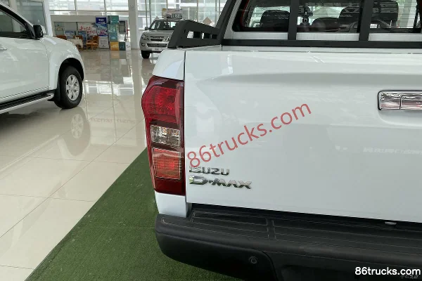 Jiangxi Isuzu D-MAX 2019 Comfort 1.9T Diesel 4WD Manual Double Cab Pickup (China VI) Official Photos (3) | 86Trucks