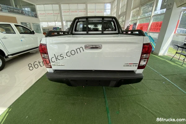 Jiangxi Isuzu D-MAX 2019 Comfort 1.9T Diesel 4WD Manual Double Cab Pickup (China VI) Official Photos (2) | 86Trucks