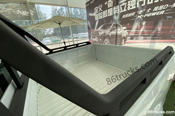 Jiangxi Isuzu D-MAX 2019 Comfort 1.9T Diesel 4WD Manual Double Cab Pickup (China VI) Official Photos (1) | 86Trucks