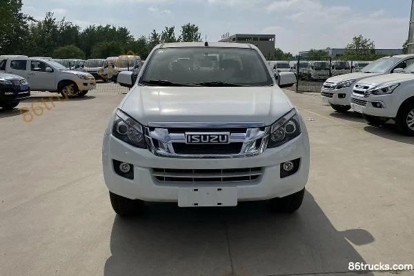 Jiangxi Isuzu Lingtuo 2019 Manual Leading Edition 2.5T Diesel 150hp 4WD Double Cab Pickup (2) | 86Trucks