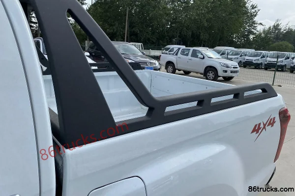 Jiangxi Isuzu Lingtuo 2019 Manual Leading Edition 2.5T Diesel 150hp 4WD Double Cab Pickup Official Photos (1) | 86Trucks