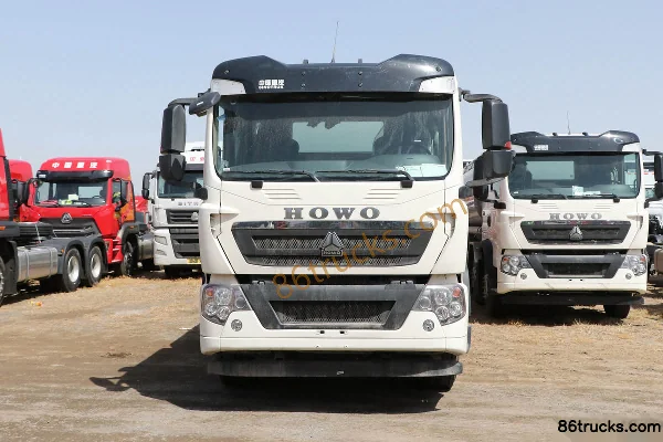 Sinotruk HOWO T5G 340hp 8X4(12 wheels) aluminum fuel tanker (Xingshi brand) Exterior (2) | 86Trucks