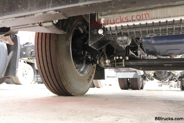 JAC Gallop A5W poids lourd 460 ch 6X4(10 roues) tracteur routier LNG Châssis (2) | 86Trucks