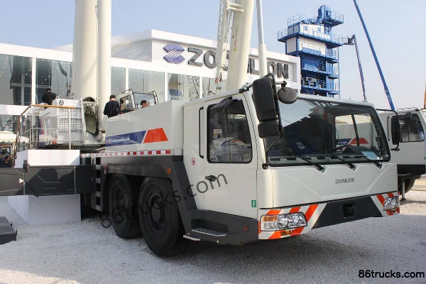 ZOOMLION 260-ton All Terrain Crane (QAY260) Exterior (2) | 86Trucks