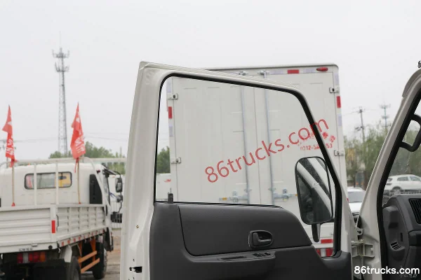 JMC Shunda Wide Body 116hp 4X2(6 wheels) 4.08m Single Row Van Light Truck (Air Brake)(China VI) Cab (2) | 86Trucks