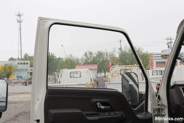JMC New Shunda Narrow Body 116hp 4X2(6 wheels) 4.21m Single Row Van Truck (China VI) Cab (2) | 86Trucks