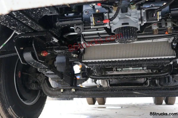 JMC New Shunda Narrow Body 116hp 4X2(6 wheels) 4.21m Single Row Van Truck (China VI) Chassis (2) | 86Trucks