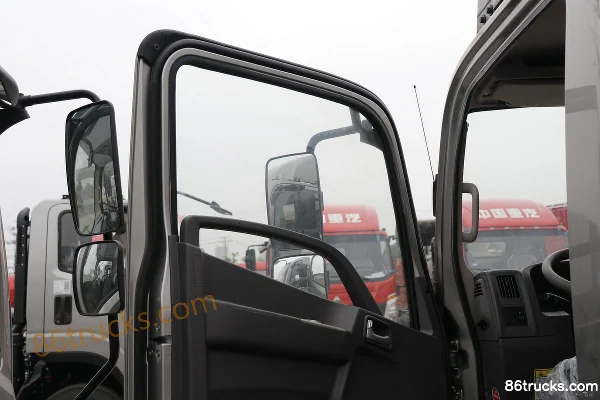 Hyundai Commercial Vehicle Hongtu 500 170 hp 4X2(6 wheels) 3.835m Row Half Cage Light Truck Cab (2) | 86Trucks