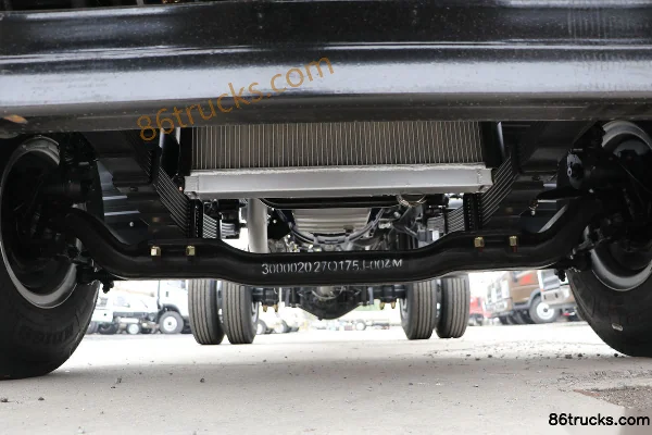 Hyundai Commercial Vehicle Hongtu 500 170 hp 4X2(6 wheels) 3.835m Row Half Cage Light Truck Chassis (1) | 86Trucks