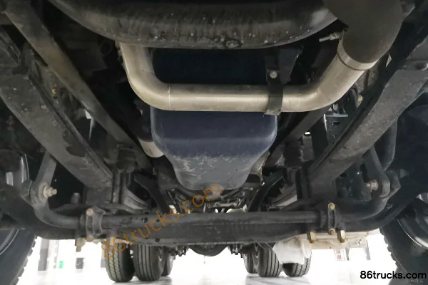 FAW Linghe Huzun S200 camion lourd Intelligence 500 ch 6X4(10 roues) tracteur routier Châssis (1) | 86Trucks