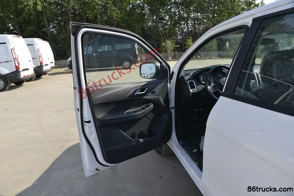JMC Yuhu 5 2019 Classic Edition 2.0T Diesel 141 hp Manual 2WD Standard Wheelbase Double Cab Pickup Chassis (1) | 86Trucks