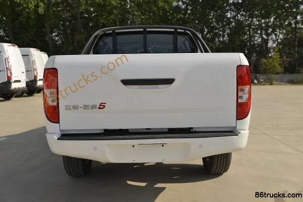 JMC Yuhu 5 2019 Classic Edition 2.0T Diesel 141 hp Manual 2WD Standard Wheelbase Double Cab Pickup Body (2) | 86Trucks