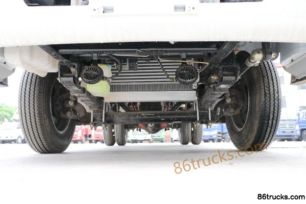 Foton Times Xiaoyun 7 82hp 4X2(6 wheels) 3.3m dump truck Chassis (1) | 86Trucks