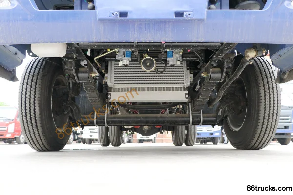 Foton Shidai Xiaoyun 7 88 ch 4X2(6 roues) camion benne 3,67 m Châssis (1) | 86Trucks