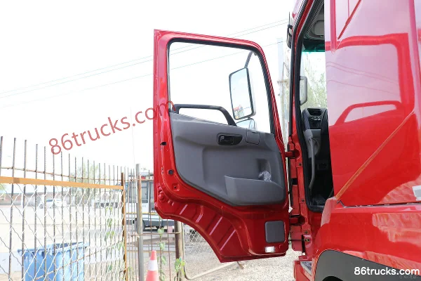 Dongfeng T7 Heavy Truck Zhiling Edition 460 hp 6X4(10 wheels) Tractor Truck Cab (1) | 86Trucks