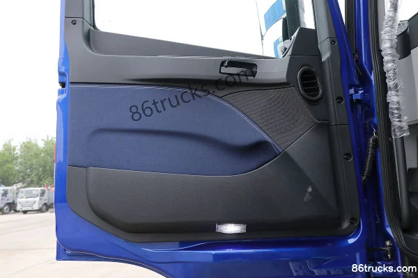 Foton AumanGTL 6 Series Heavy Truck 270 hp 6X2(8 wheels) 9.53m Flatbed Cargo Truck (459 rear axle) Cab (2) | 86Trucks