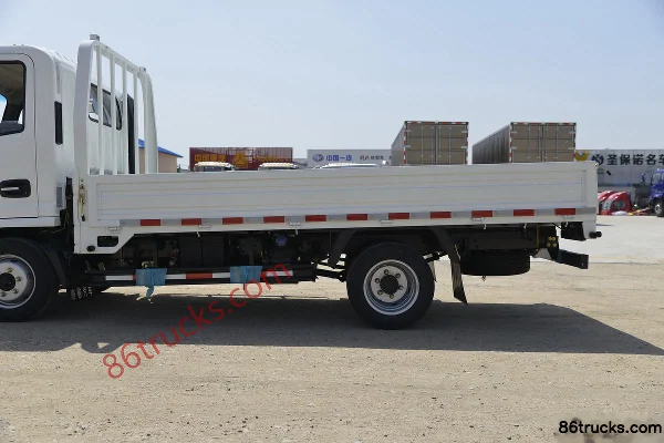 Tangjun Ouling Jinlika II 102hp 4X2(6 wheels) 3.7m Single Row Flatbed Truck Body (2) | 86Trucks