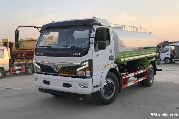 Dongfeng FuruiKa R5 170 ch 4X2(6 roues) camion citerne d'arrosage (marque Chengliwei) Extérieur (2) | 86Trucks