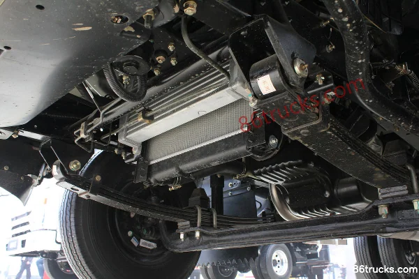 JAC Shuailing 109 hp 4X2(6 wheels) 2800 Wheelbase Double Row Flatbed Light Truck Chassis (2) | 86Trucks
