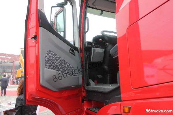 Beiben Truck V3 Elite Edition 430hp 6X4(10 wheels) LNG Tractor Truck (China VI) Cab (1) | 86Trucks