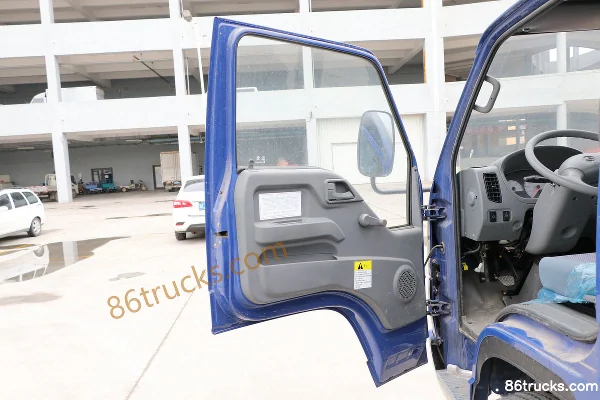 Foton Forland Shidai Jingang 726 95 hp 4X2(6 wheels) 3m Dump Truck Cab (1) | 86Trucks