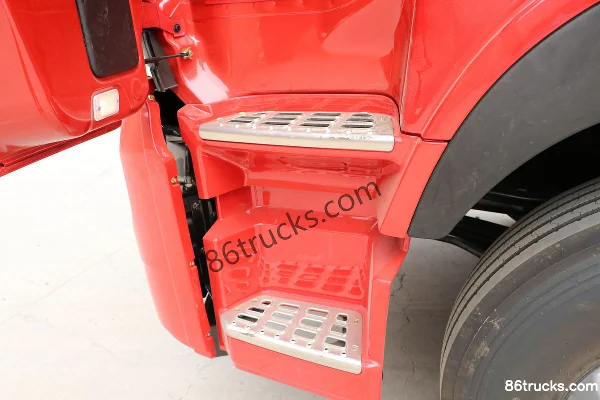 Dongfeng Commercial Vehicle Tianlong VL Heavy Truck 245 hp 6X2(8 wheels) 9.6m Flatbed Cargo Truck Cab (2) | 86Trucks