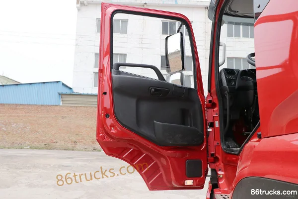 Dongfeng Commercial Vehicle Tianlong VL Heavy Truck 245 hp 6X2(8 wheels) 9.6m Flatbed Cargo Truck Cab (1) | 86Trucks