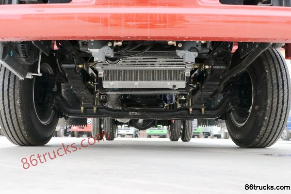 Kama K8 Fuyunlai 116 hp 4X2(6 wheels) 4.2m Single Row Flatbed Light Truck (WLY 5T32) Chassis (1) | 86Trucks