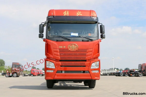 FAW Jiefang Qingdao JH6 375hp 8X4(12 wheels) 9.5m miscellaneous dangerous goods van truck Exterior