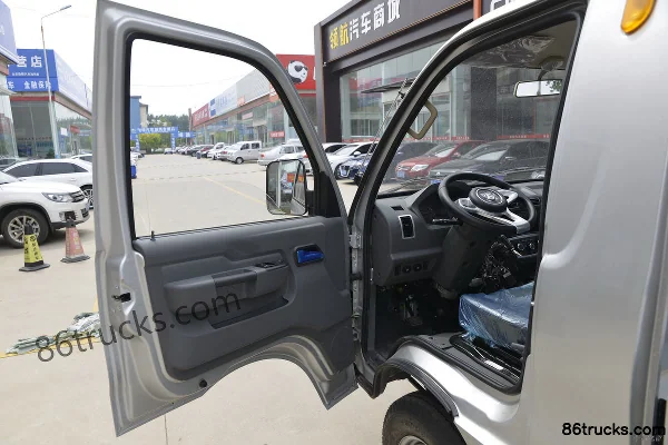 BAW Black Leopard Xingyun G6 1.5L 116hp 4X2(6 wheels) Gasoline 3.06m Single Row Flatbed Mini Truck (China VI) Cab (1) | 86Trucks