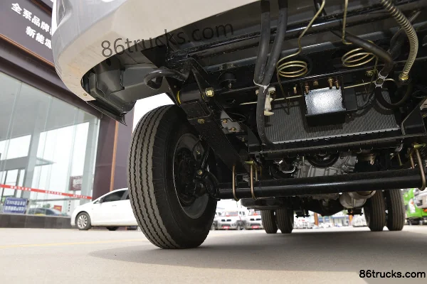 BAW Black Leopard Xingyun G6 1.5L 116hp 4X2(6 wheels) Gasoline 3.06m Single Row Flatbed Mini Truck (China VI) Chassis (2) | 86Trucks