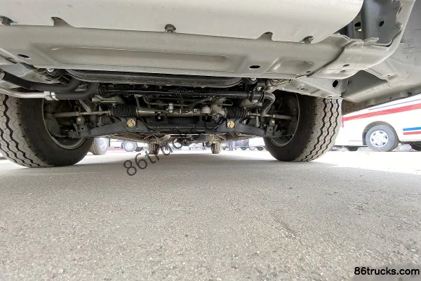 Foton utilitaire Fengjing G7 160 ch 4X2(6 roues) camion frigorifique 3,06 m Châssis (1) | 86Trucks