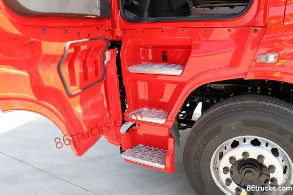 Sinotruk Weilong HV5 poids lourd 460 ch 6X4(10 roues) tracteur routier LNG (China VI) (pare-chocs surélevé) Cabine (3) | 86Trucks