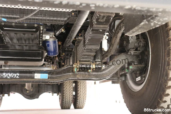 Dayun Aopuli 129hp 4X2(6 wheels) flatbed truck (5-speed) Chassis (3) | 86Trucks