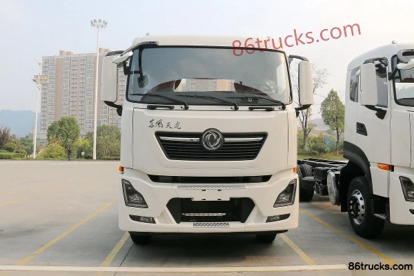 Dongfeng Commercial Vehicle Tianlong KL 350 hp 8X4(12 wheels) Aluminum Alloy Oil Tank Truck (Chusheng Brand) Exterior