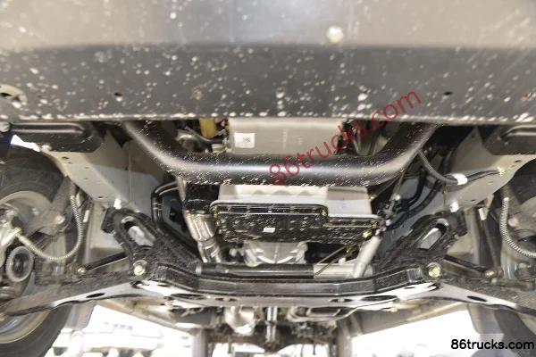 Foton Tuyano E 2019 110 ch 2.5T diesel empattement long 7 places fourgonnette Châssis (1) | 86Trucks