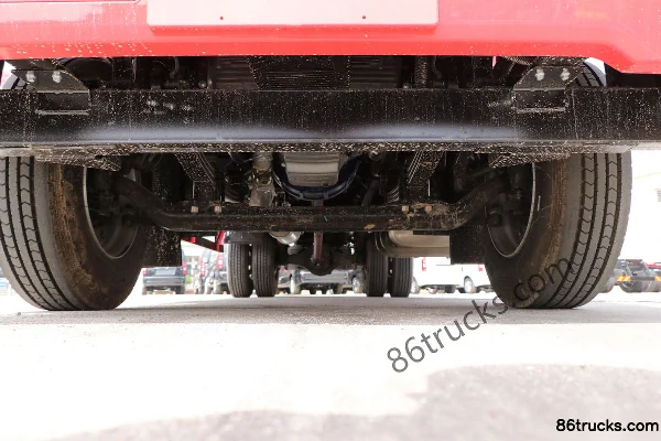 JAC Gallop A5L Medium Truck Kirin Edition 220hp 4X2(6 wheels) 6.8m stake truck Chassis (1) | 86Trucks