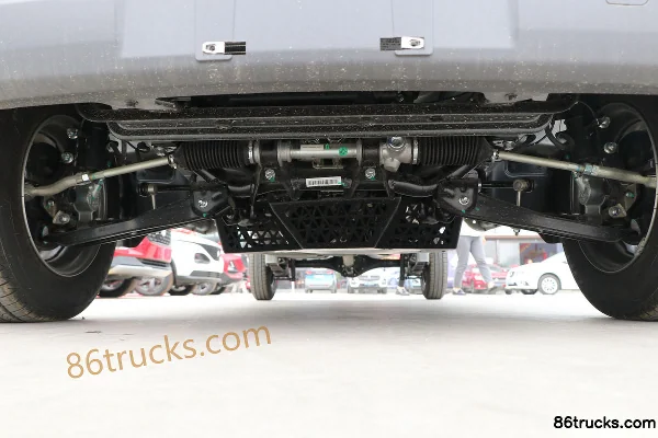 Wuling Zhiguang 1.2L 82hp 4X2(6 wheels) Gasoline 2.501m Single Row Small Truck Chassis (1) | 86Trucks