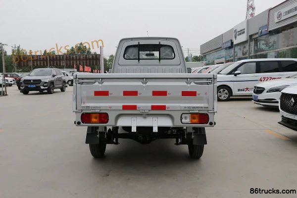 Wuling Zhiguang 1.2L 82hp 4X2(6 wheels) Gasoline 2.501m Single Row Small Truck Body (2) | 86Trucks