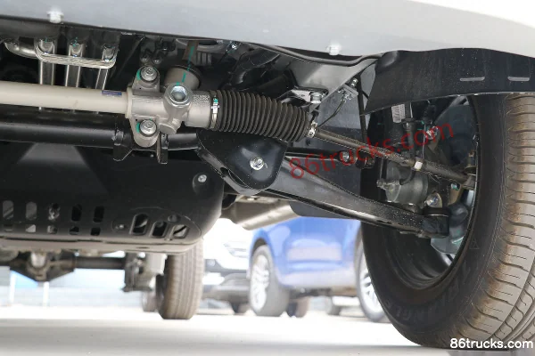 Wuling Rongguang New Card Basic 1.5L 107hp 4X2(6 wheels) Gasoline 2.45m Double Row Flatbed Micro Truck Chassis (3) | 86Trucks