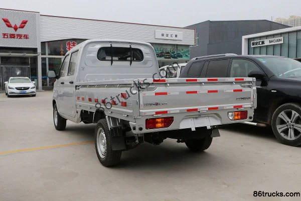 Wuling Rongguang New Card Basic 1.5L 107hp 4X2(6 wheels) Gasoline 2.45m Double Row Flatbed Micro Truck Body (2) | 86Trucks