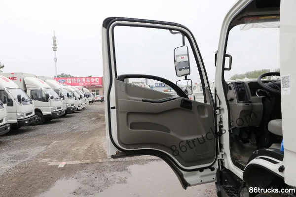 JMC Kaiyun Strong Edition Light Load Standard 129 hp 4X2(6 wheels) 4.08m Single Row Van Truck (Wide Body) Cab (1) | 86Trucks