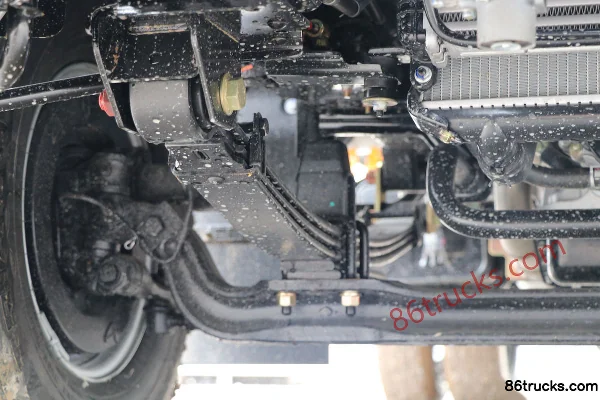 JMC Kaiyun Strong Edition Light Load Standard 129 hp 4X2(6 wheels) 4.08m Single Row Van Truck (Wide Body) Chassis (2) | 86Trucks