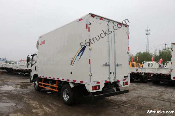 JMC Kaiyun Strong Edition Light Load Standard 129 hp 4X2(6 wheels) 4.08m Single Row Van Truck (Wide Body) (2) | 86Trucks