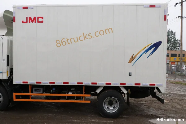 JMC Kaiyun Strong Edition Light Load Standard 129 hp 4X2(6 wheels) 4.08m Single Row Van Truck (Wide Body) (1) | 86Trucks