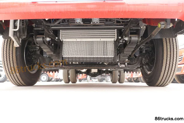 Yuejin Chaoyue C300-33 120 hp 4X2(6 wheels) 4.2m Single Row Flatbed Light Truck Chassis (1) | 86Trucks