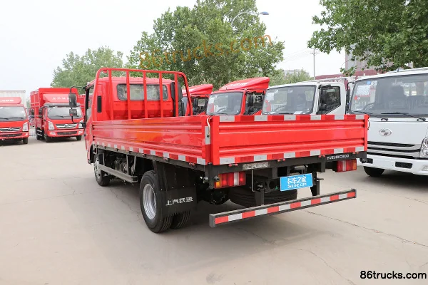 Yuejin Chaoyue C300-33 120 hp 4X2(6 wheels) 4.2m Single Row Flatbed Light Truck Body (2) | 86Trucks
