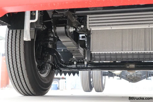 Yuejin Chaoyue C300-33 120 hp 4X2(6 wheels) 4.17m Single Row Van Light Truck Chassis (2) | 86Trucks