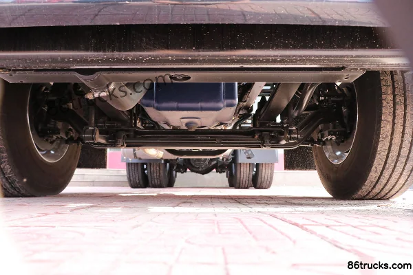 FAW Jiefang Qingdao JH6 heavy truck 460hp 6X4(10 wheels) dual-fuel tractor truck (China VI) Chassis (1) | 86Trucks