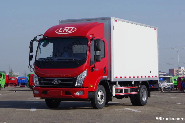 NanJun Ruijie D20G 82 hp 4X2(6 wheels) 3.65m Single Row Van Light Truck Exterior (3) | 86Trucks